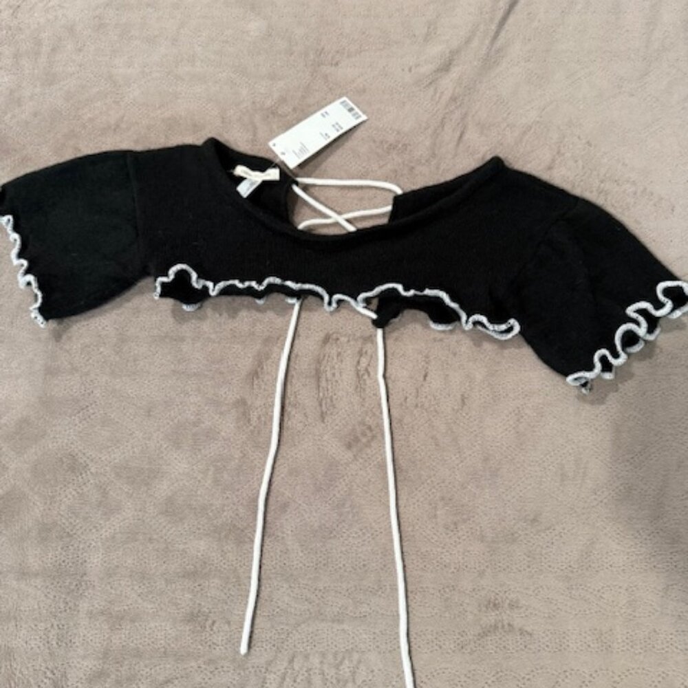 Urban Outfitters NWT Black Ruffle Trim Tie Back Top S